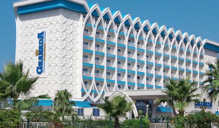 Granada Luxury Beach